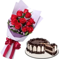 Send Gift to Baao - Red Roses & Tiramisu Cake