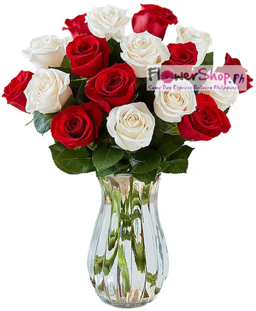 12 Mixed Roses in Vase